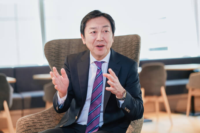 代表取締役会長CEO 清水 祐孝