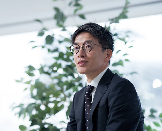 代表取締役社長COO 小林 史生