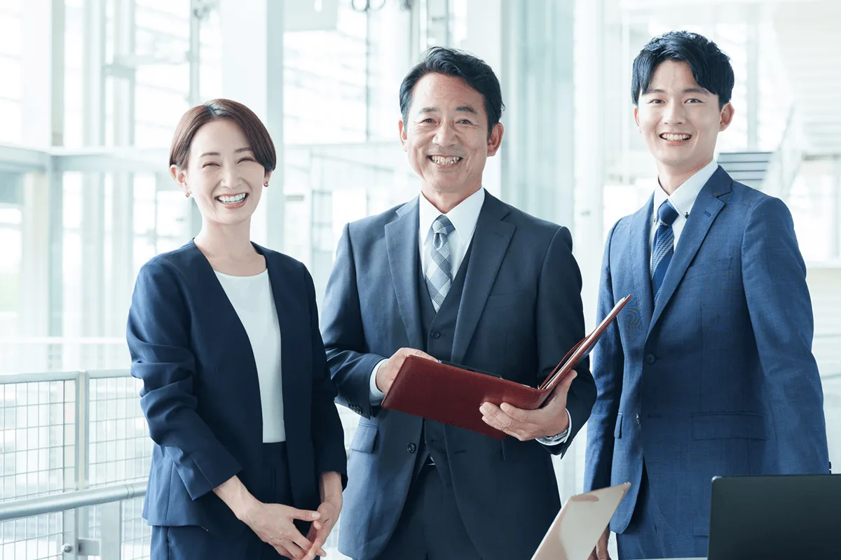 相談に応じる士業の担当者