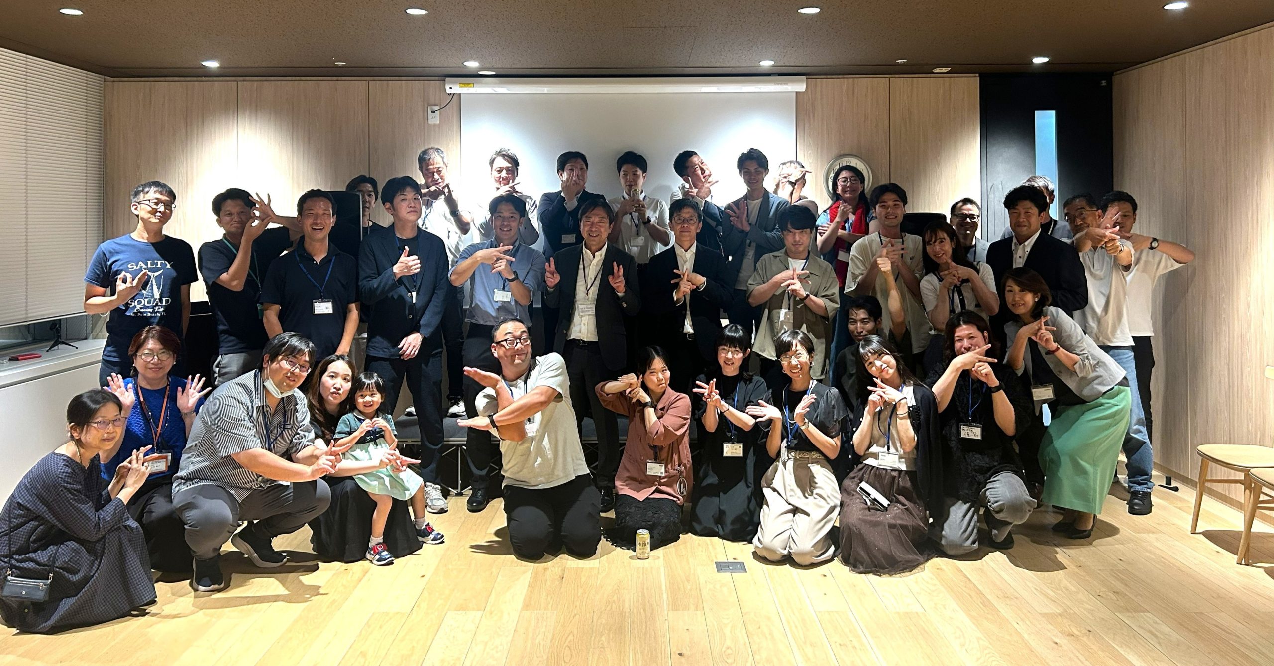 「退職したら終わり」じゃない。会社を超えて刺激し合える仲間が集う「アルムナイの集い」を開催しました！